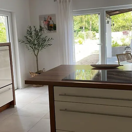 شقة Mit Garten Und Terrassen