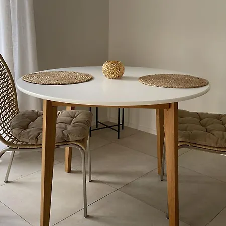 Mit Garten Und Terrassen